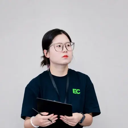 蒋丽